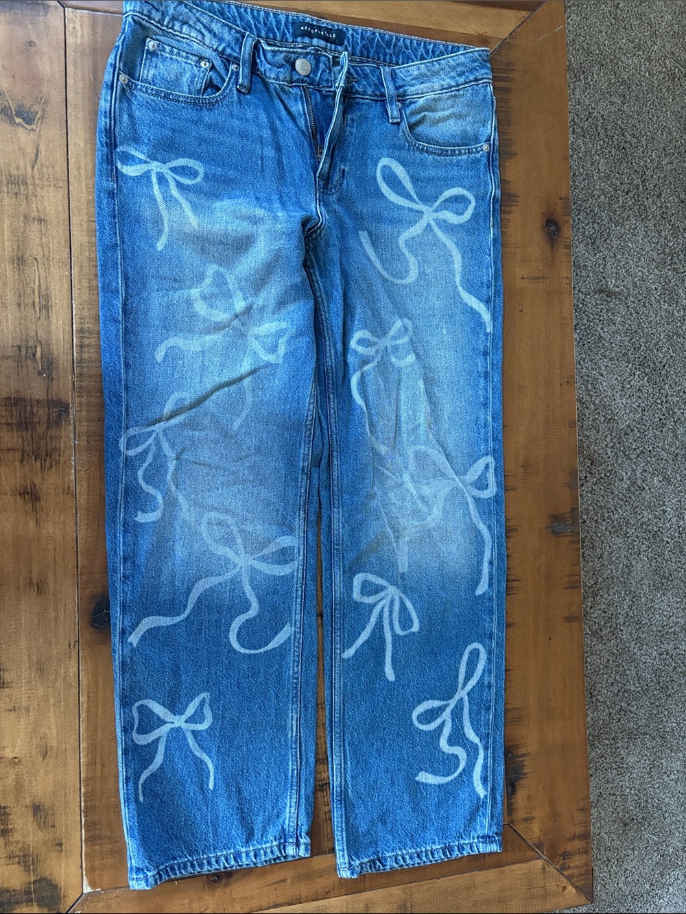 Aeropostale Women's Medium Blue High Rise Jeans